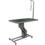 Hydraulic grooming table